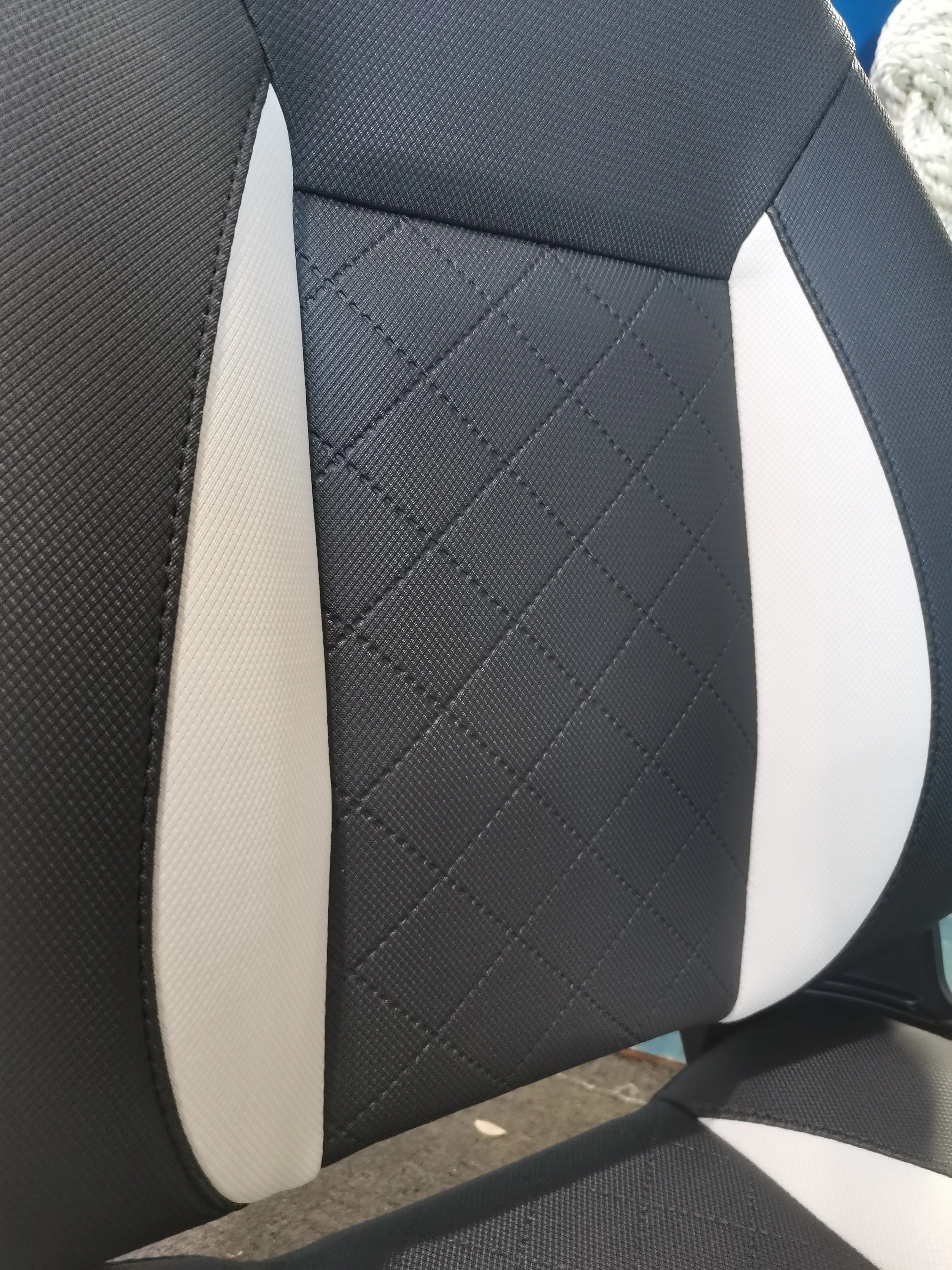 Axis Ranger High Back Pro Black and Grey/White