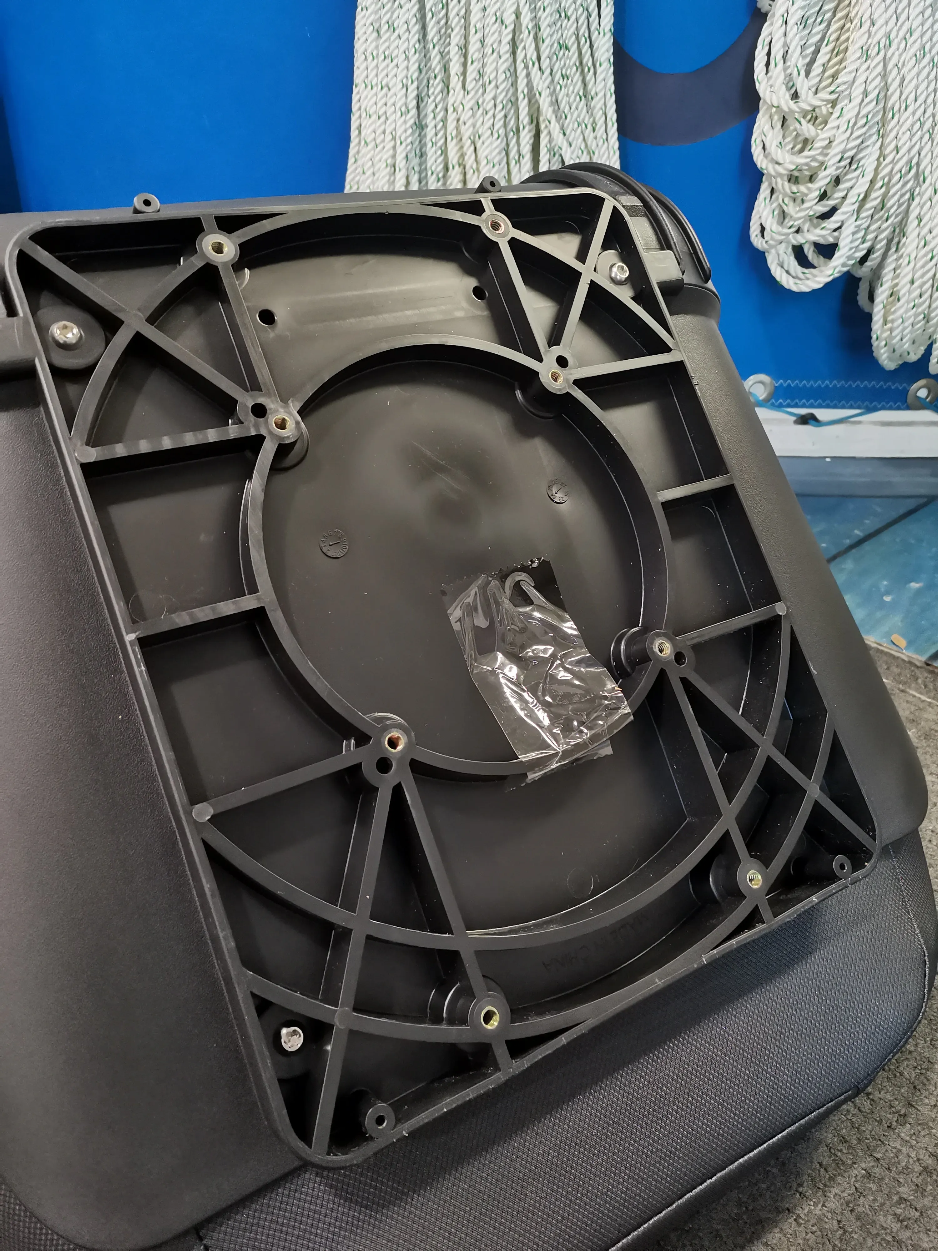 Axis Ranger High Back Pro Black and Grey/White