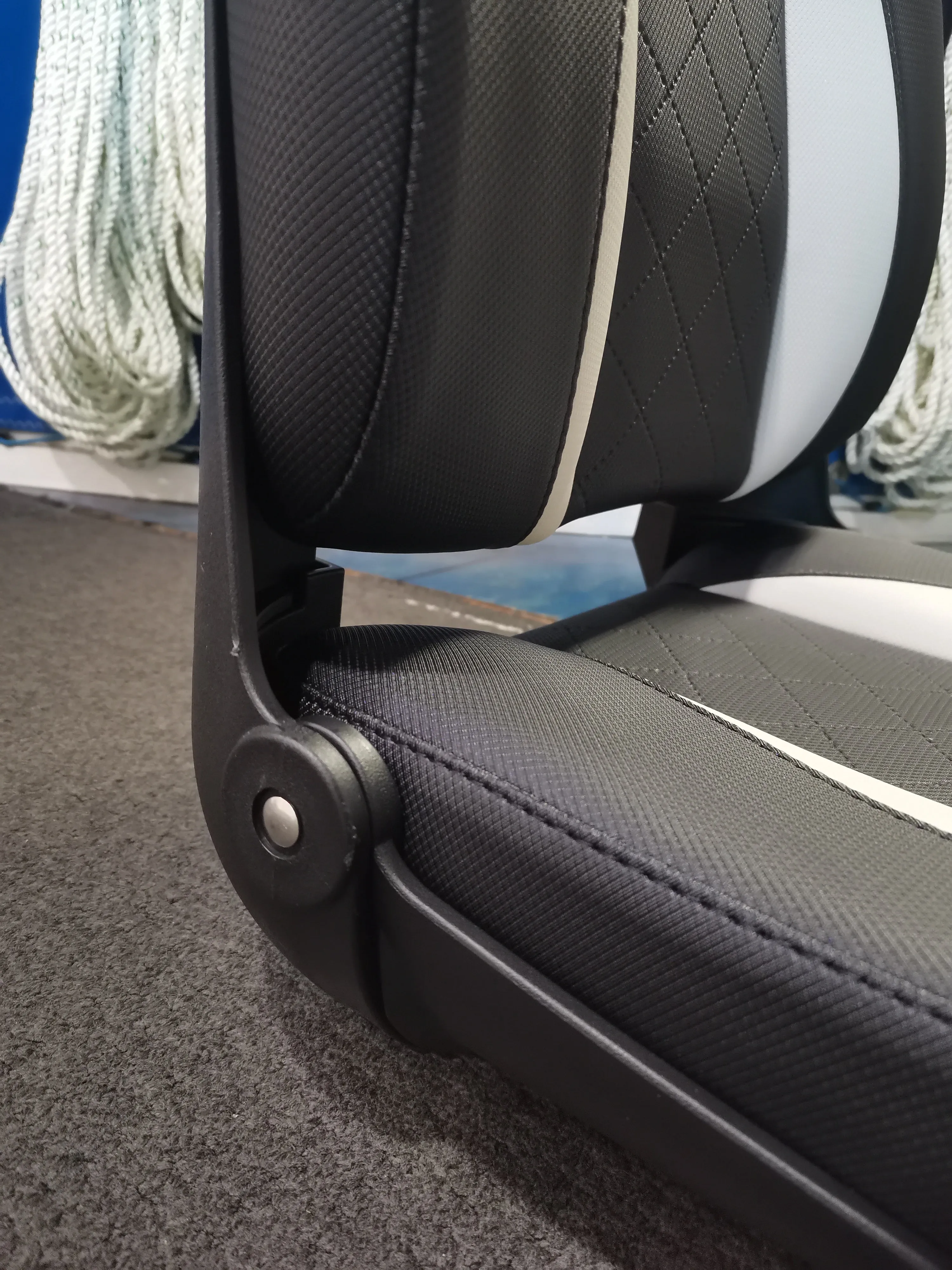 Axis Ranger High Back Pro Black and Grey/White