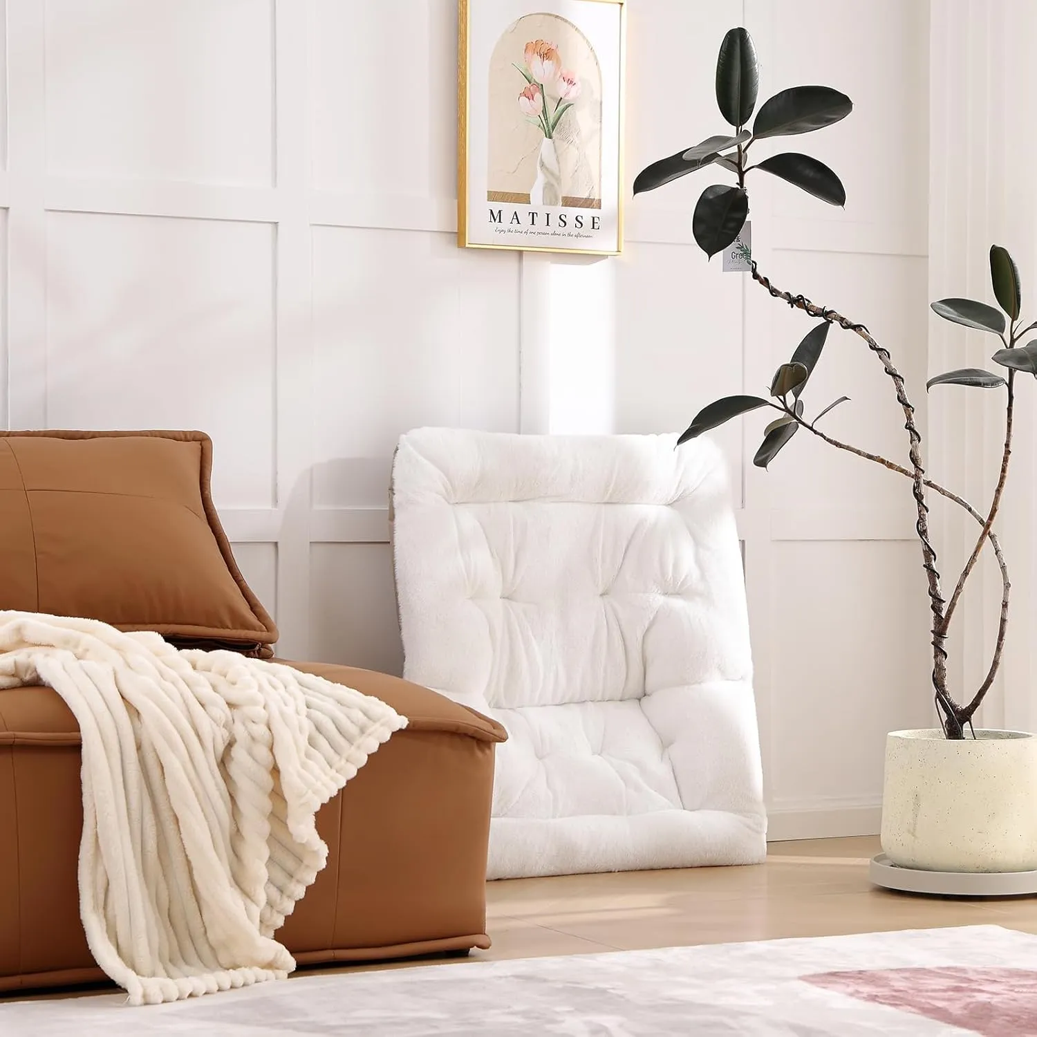 Comfy Folded Chair, Soft Faux Fur Oversized Folding Chair, Flexible Lounge Lazy for Kids Girls Teens Adults, Moon Chair for Dorm Rooms, Bedroom, Living Room