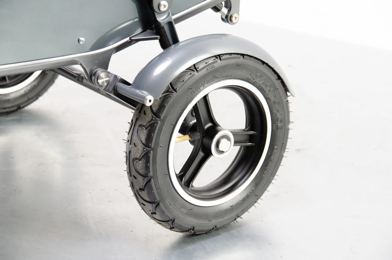 eFOLDI 8mph Lightweight Folding Mobility Scooter