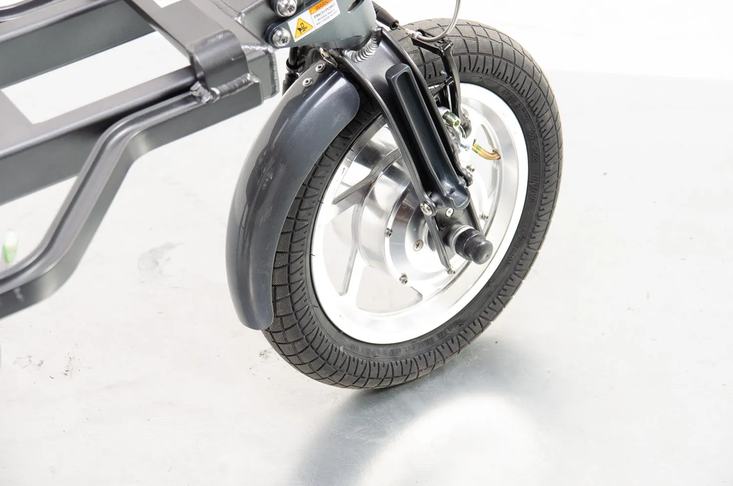 eFOLDI 8mph Lightweight Folding Mobility Scooter