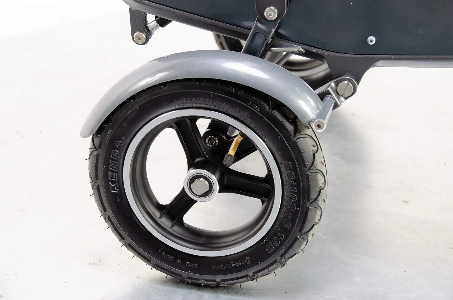 eFOLDI 8mph Lightweight Folding Mobility Scooter