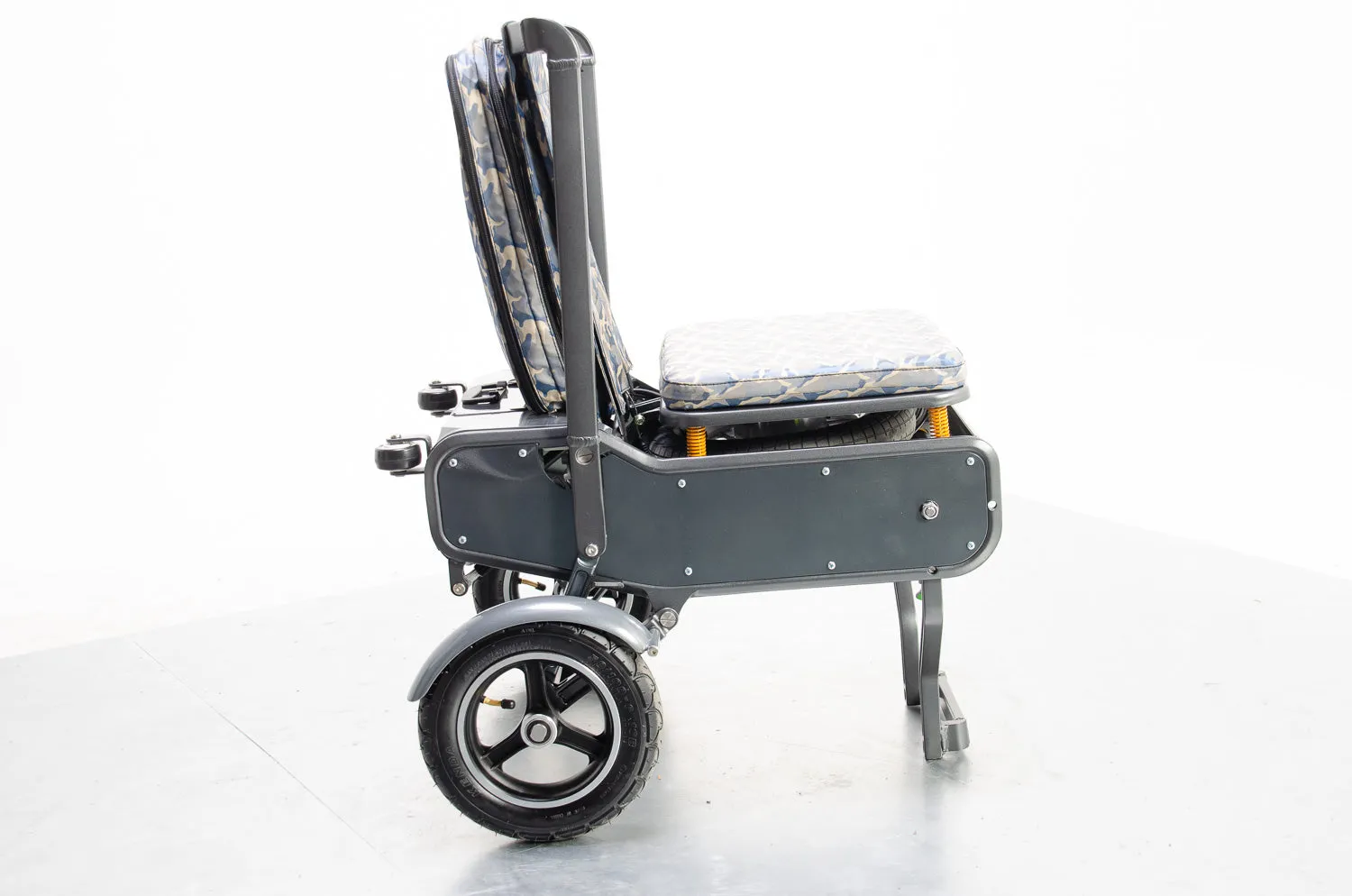 eFOLDI 8mph Lightweight Folding Mobility Scooter