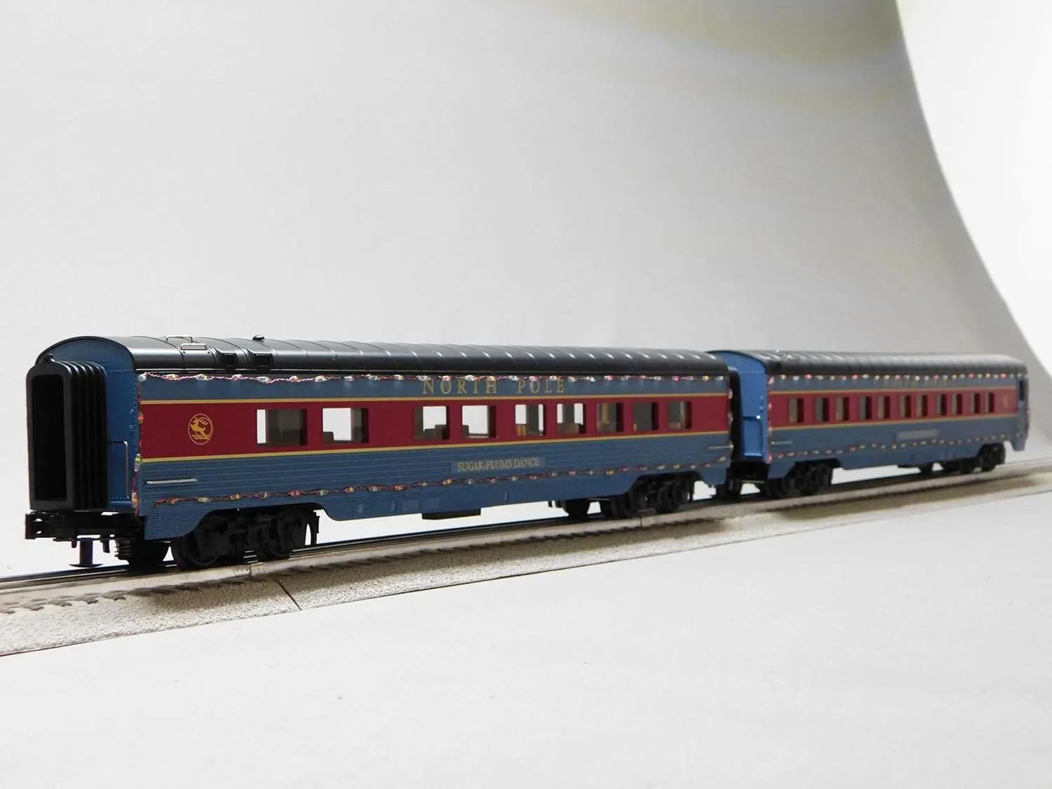 MTH RAILKING North Pole Passenger CAR 2 Pack Sleeper/Diner O Gauge 30-68271