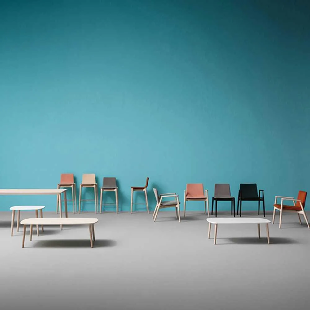 Pedrali Malmo 396 padded chair in fabric with ash armrests