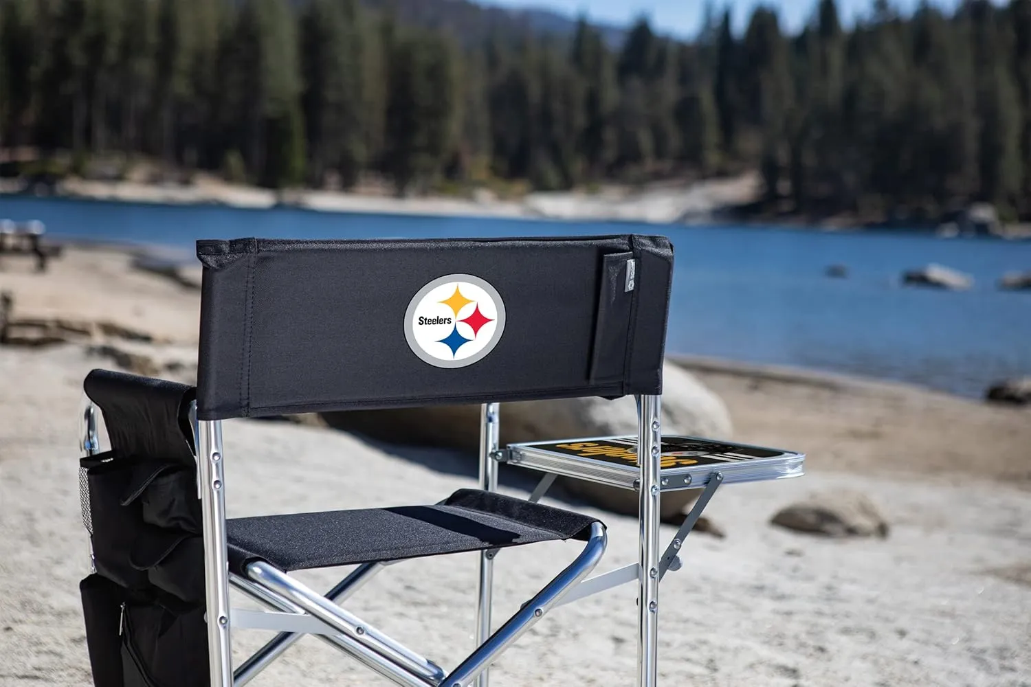 PICNIC TIME NFL Unisex-Adult NFL Sports Chair with Side Table, Beach Chair, Camp Chair for Adults