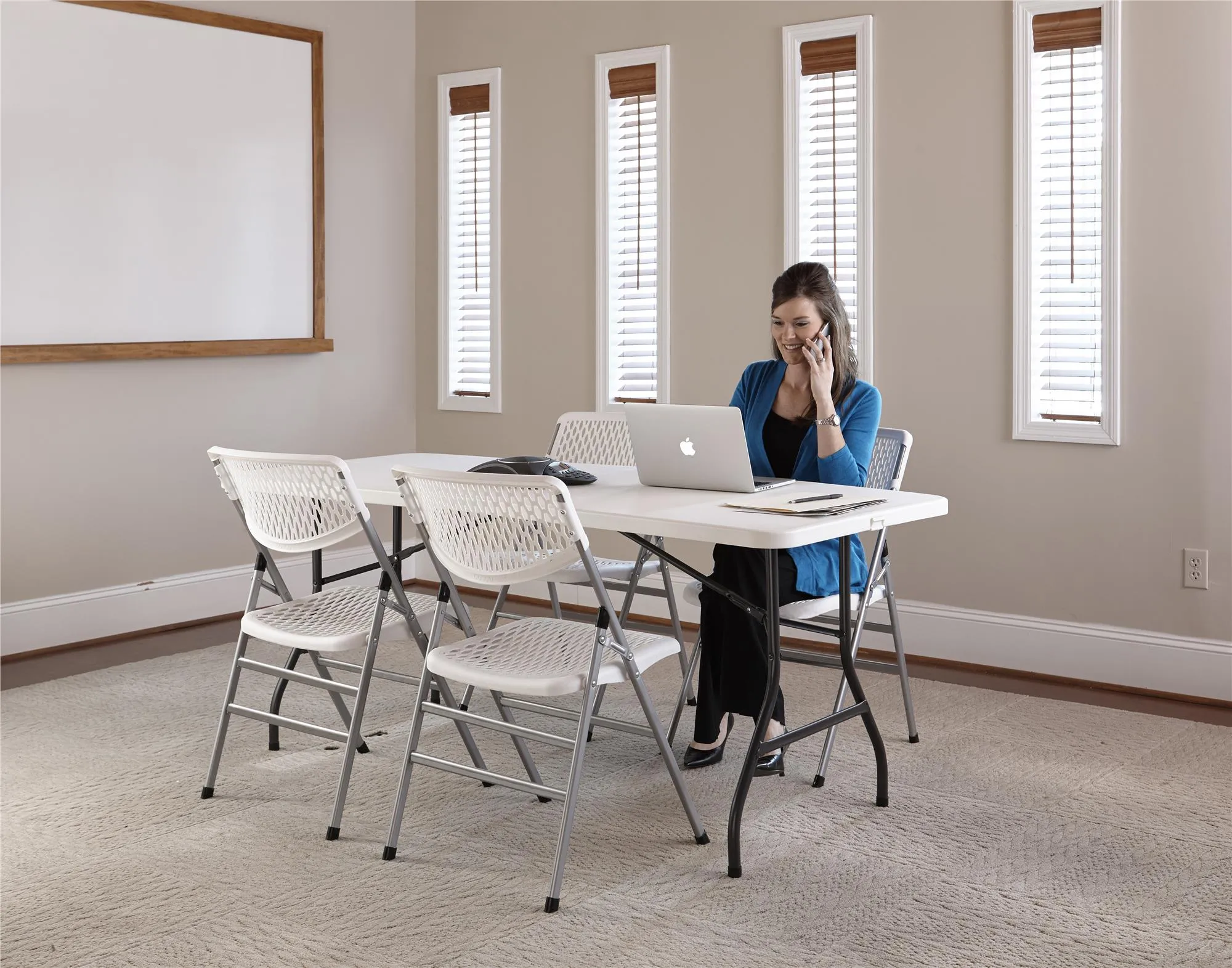 Ultra Comfort Commercial XL Plastic Folding Chair