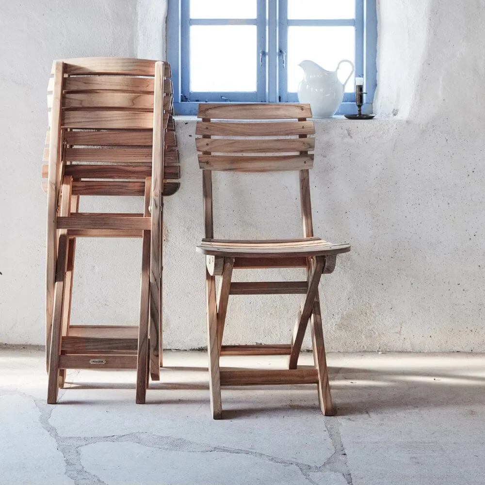 Vendia Folding Chair